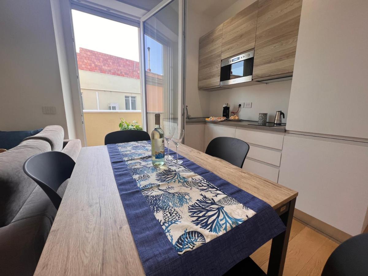 Happy Holiday Apartment Cagliari Exterior photo